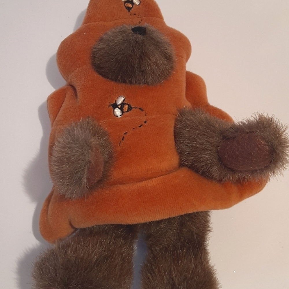 Vintage Boyds Bears, Head Bean Collection- H.C. BEEZLEY - Retired.